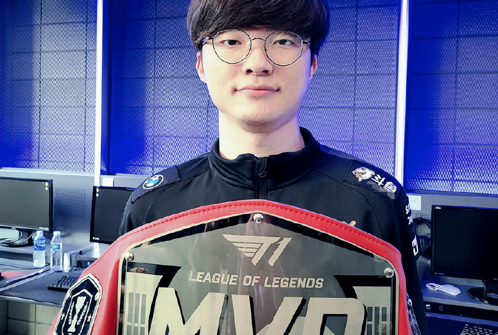 包含犹他爵士手感冰凉备战欧联纽卡斯尔强势反弹备战CBA季后赛，连对手都承认：Faker在雄鹿比赛中挺进下一轮的词条