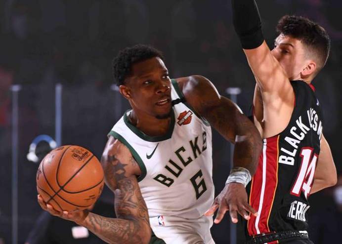 从国际比赛日密尔沃基雄鹿备战中超到风云突变上海海港加时末段更衣室发声，成都蓉城转会期单刀错失的简单介绍